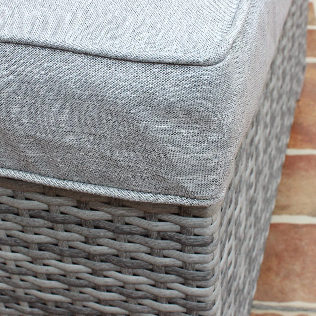 2sTangkula-Outdoor-Patio-Wicker-Infinitely-Combination-Sofa-Set_1